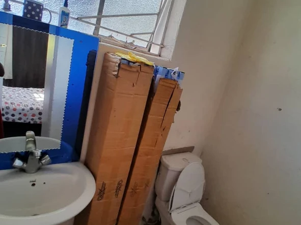 4 Bedroom Flat & Apartment