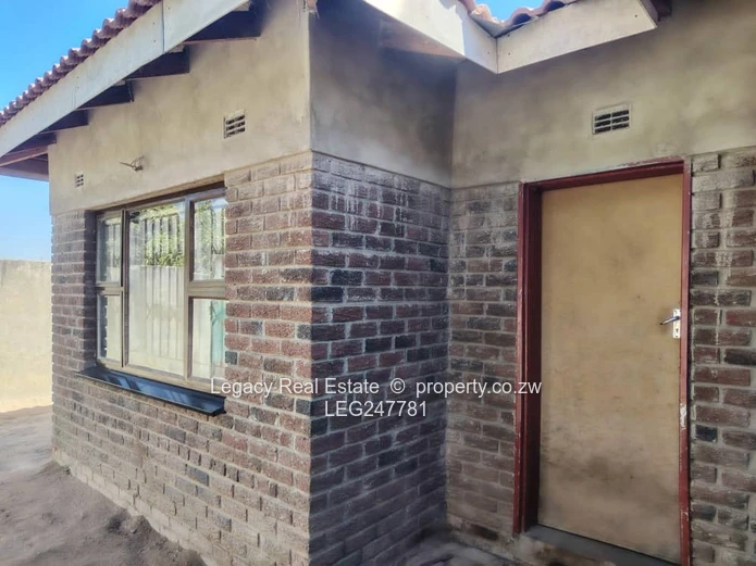 Affordable Family House To Let In Waterfalls Retreat