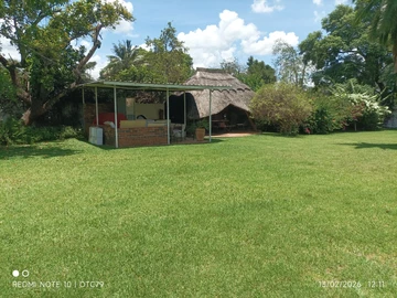6 Bedroom House