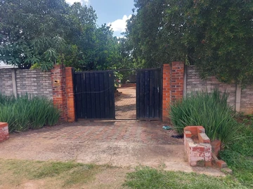Charming 3-Bedroom Home in Mabelreign with Modern Amenities