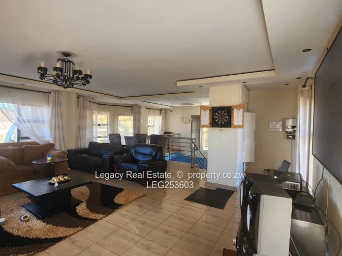 Gletwin Park: Double-Storey 7-Bed Home with Borehole