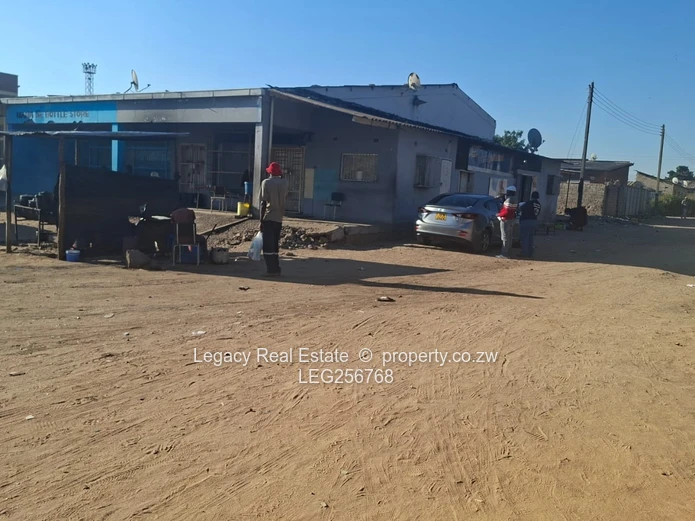 Prime Chitungwiza Corner Shop - Cold Storage, Tiled & Parking