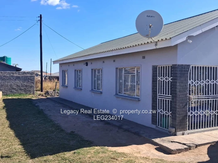 Ruwa Stands for Sale – Cranbrook Side
