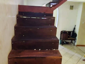 8 Bedroom House