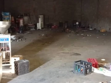 Warehouse & Factory