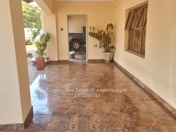 Dual-Access Mandara Gem With Endless Potential,Grand Living Meets Investment Potential In Mandara.