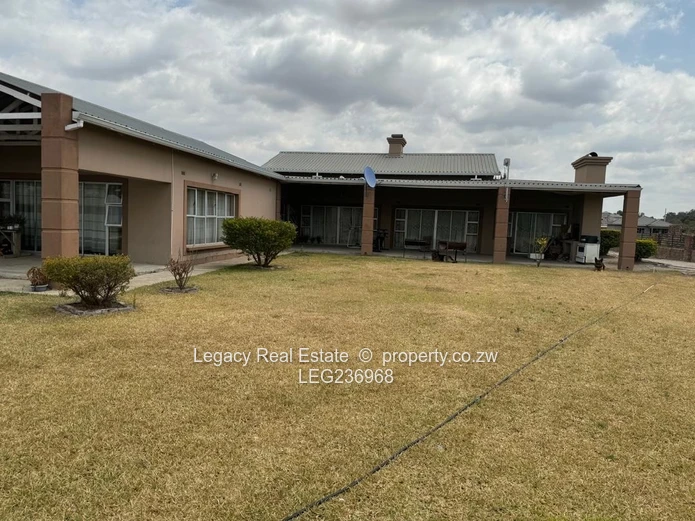 Entertainment-Ready Home with Gym in Old Arlington Park,Secure, Stylish & Spacious – 4-Bed Home i
