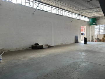 Warehouse & Factory