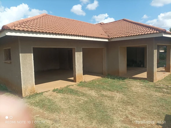 5 Bedroom House