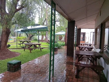 Hotel & Lodge