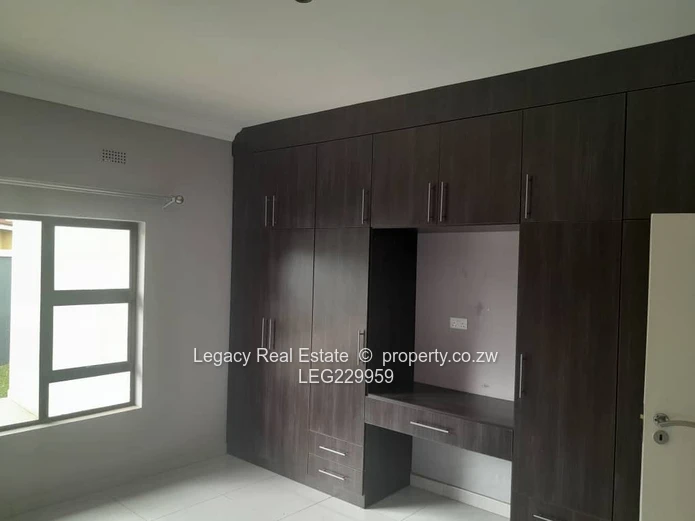 Modern 4-Bedroom Cluster Home for Rent