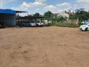 Commercial & Industrial Land