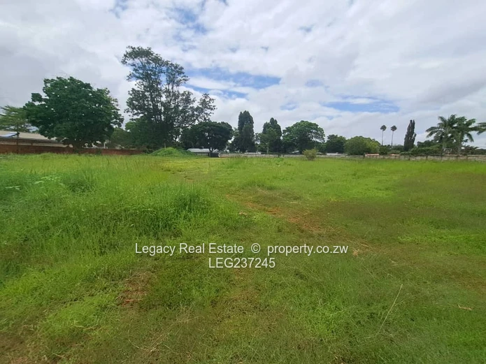Exclusive 8,119sqm Stand With Borehole,Prime Development Land Just off Borrowdale Road