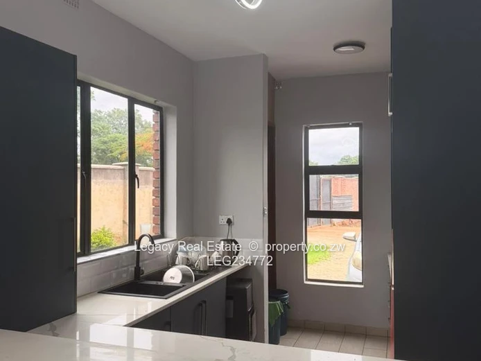 Modern Borrowdale Duplex – Prime Crowhill Location.