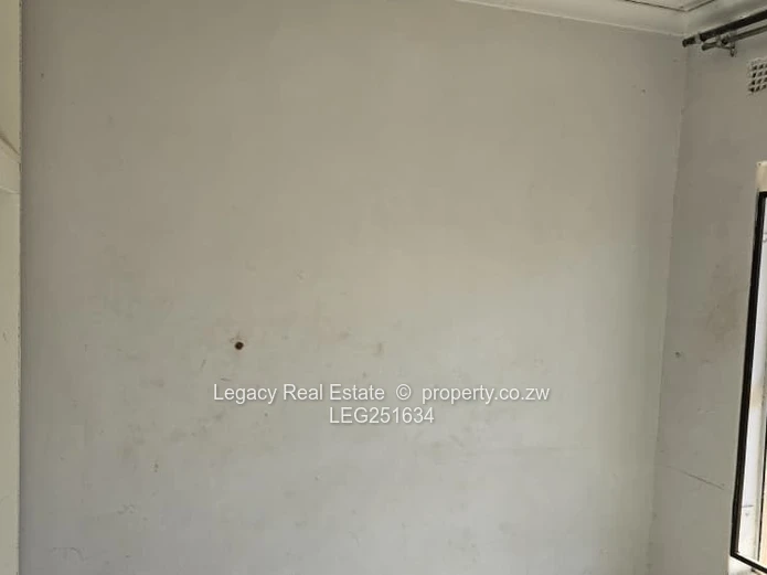 Luxury Residential Stand With Cottage | Chishawasha Hills