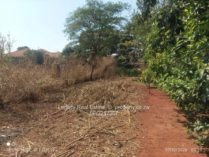 1139m² Vacant Stand in Westgate – Mature Trees, Services