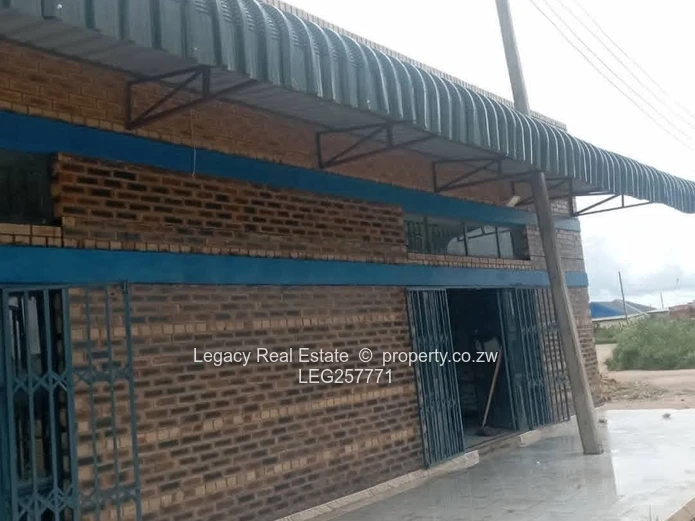 Stoneridge Brick-Front Retail 150m² — Tiled, Parking, ZESA