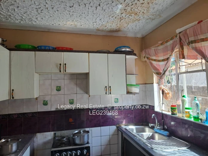 Dzivarasekwa Gunhill Family Home with ensuite & borehole (USD BANK TRANSFER ACCEPTED)