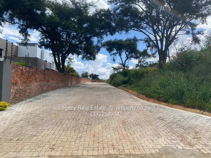 Carrick Creagh Harare North 1500m² — Tarred Road & Access Control