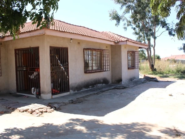 2 Bedroom House