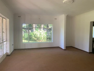 6 Bedroom House