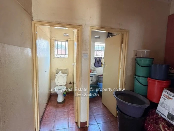 3-Bed Kuwadzana House — Walled, Paved, En-Suite, Garden (Sole Mandate)