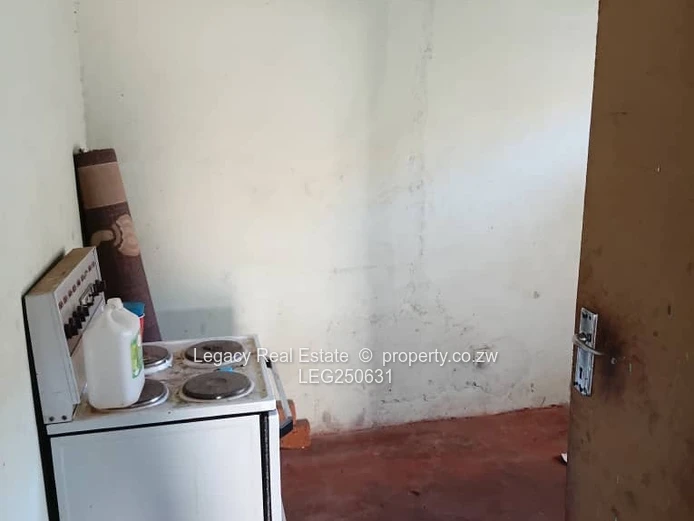 Dzivarasekwa Investment 4-Bed Walled Home with Garden & Verandah (Sole Mandate)