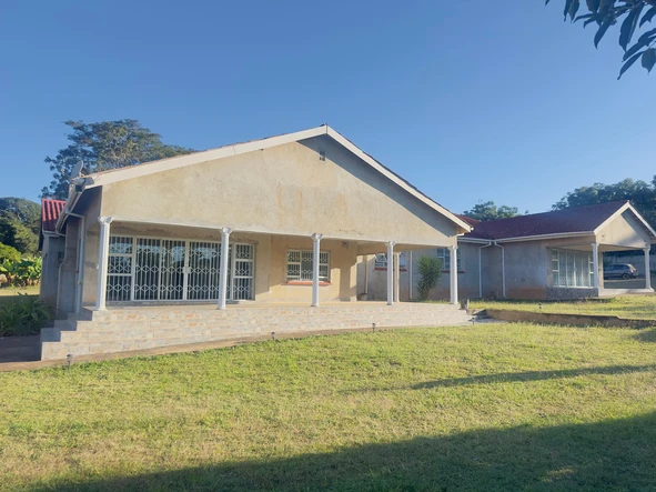 Exceptional Borrowdale Property on 4,505sqm,Ideal Family or Investment Home