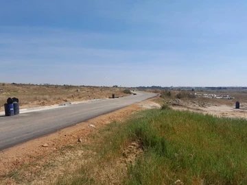 Commercial & Industrial Land
