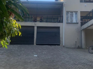 7 Bedroom House