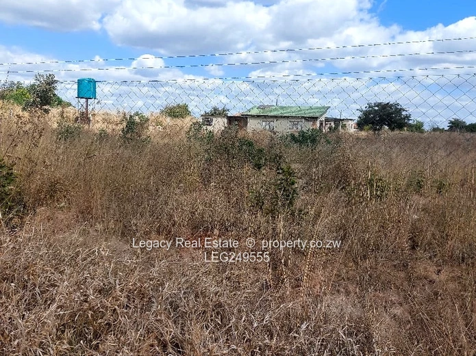 Large Residential Stand With Cottage For Sale.