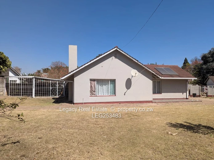 Avonlea, Harare West - 3-Bed Home with Fenced Pool