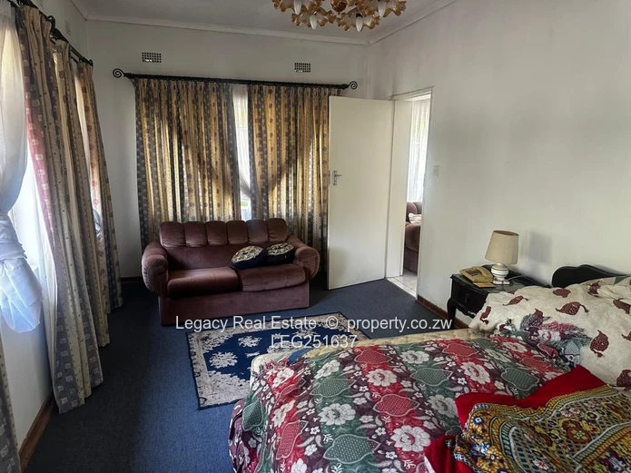 Grand Residence With Pool & Beautiful Gardens,Premium Property In The Heart Of Vainona. (Sole Mandate)