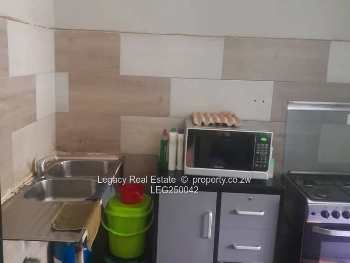 Furnished 1-Bed Flat, Glen Lorne — 24hr Security & ZESA