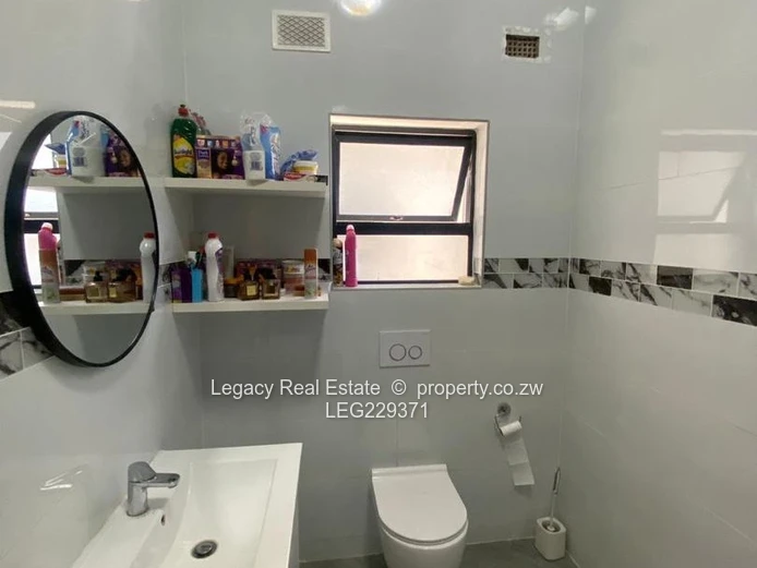 Exclusive 4-Bedroom Cluster in Highlands