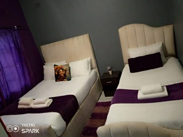 Hotel & Lodge