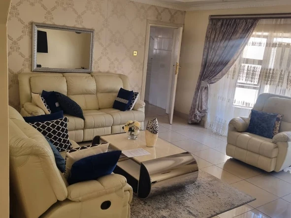 9 Bedroom House
