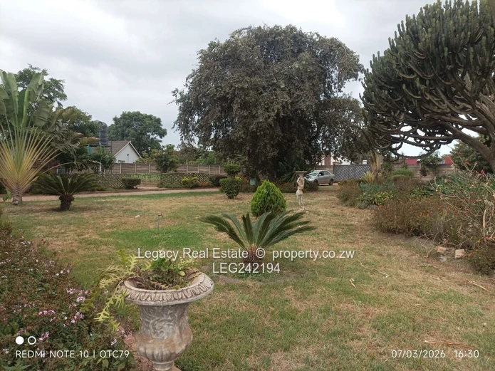 Commercial Zone Property: 3-Bed House Plus Quarters in Ardbenie