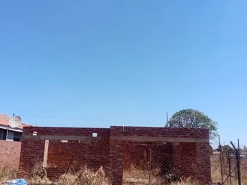 6 Bedroom House