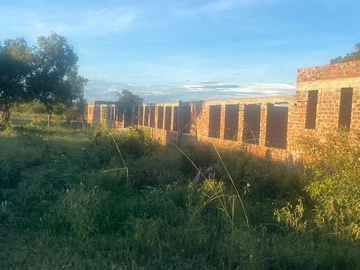 Farm & Agricultural Land