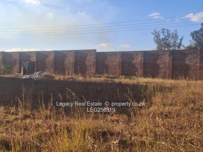 800m² Stand in Nyeredzi Ridge — Elevated Views & Tarred Roads