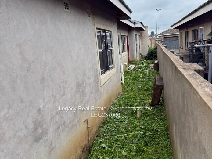 Affordable 3-Bed Cold Comfort House – Main Ensuite & Garage.