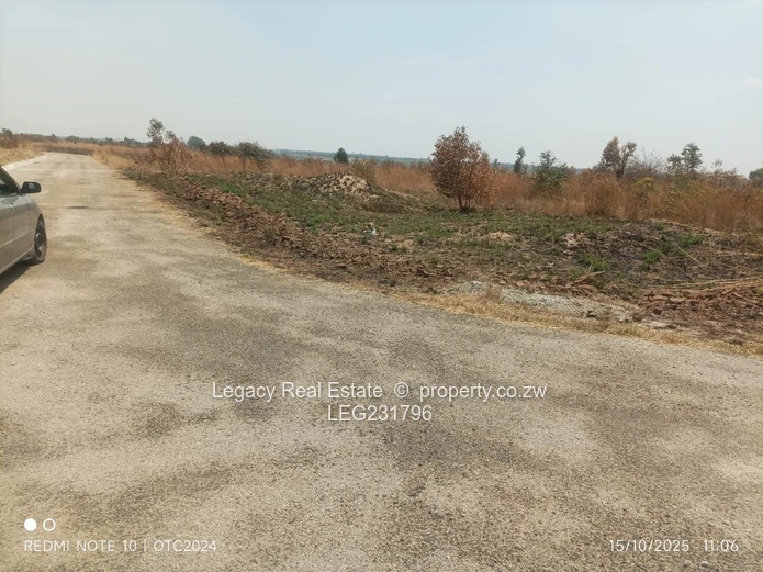 Choice of 3 Fully Serviced 1200m² Stands in Nyabira