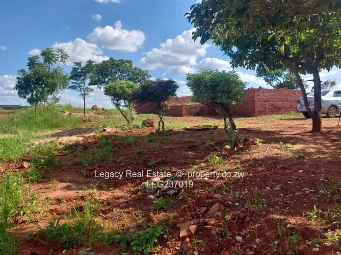 Crowhill Views: Incomplete 4-Bed Home 