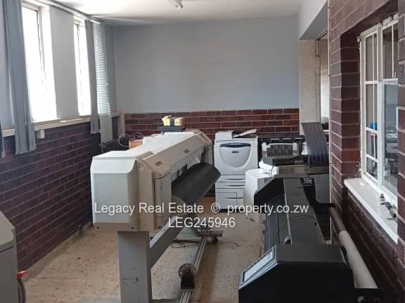 Strategic Warehouse And Office Complex Near Bulawayo CBD,High-Yield Commercial Property For Sale. (Sole Mandate)