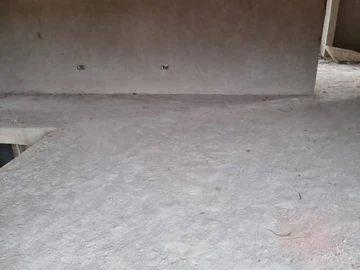 5 Bedroom Flat & Apartment