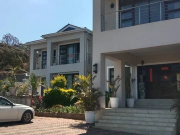 8 Bedroom House