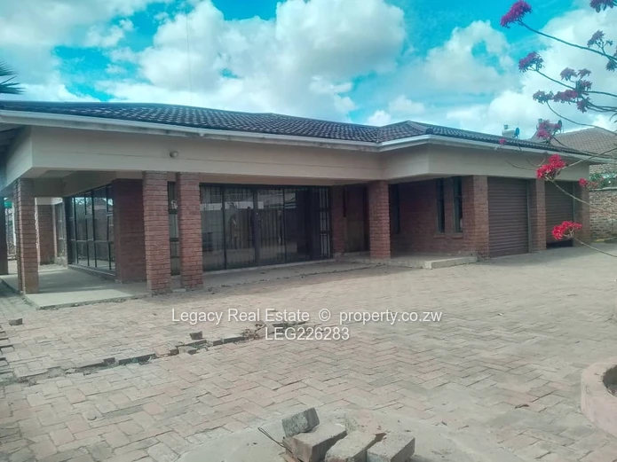 Well-Built Home with Borehole – Westgate Fairview
