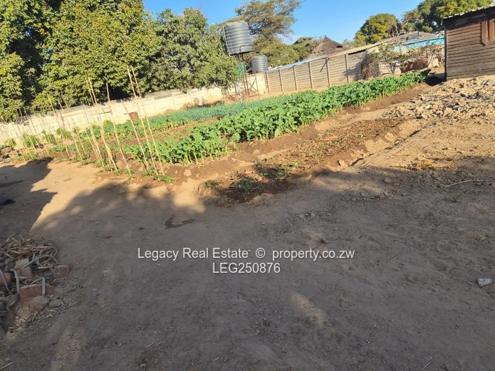 Prime 2,000sqm Stand with Incomplete Modern Home – Masotsha Ndhlovu