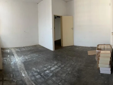 Warehouse & Factory
